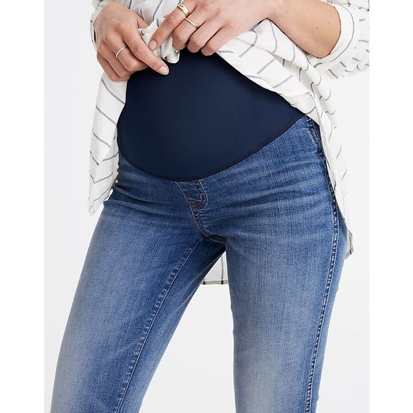 Madewell Maternity Over-the-Belly Stovepipe Straight Jeans in Chancery Wash-28 - Picture 1 of 7